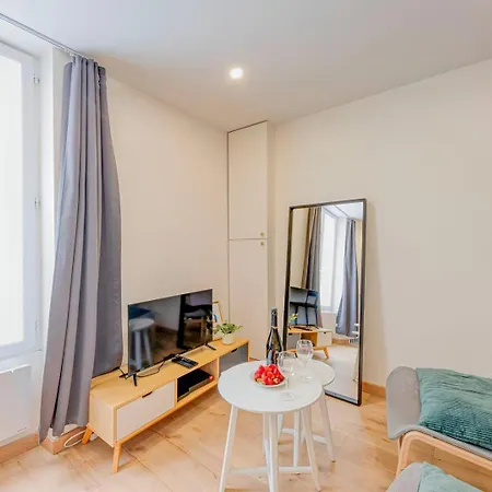 388 Trousseau - Superbe A * باريس